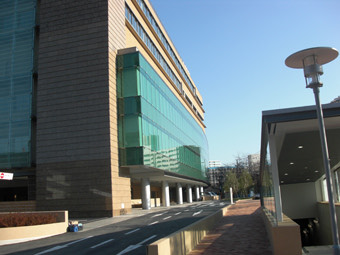 帝京大学病院　新築電気設備工事 施工写真2