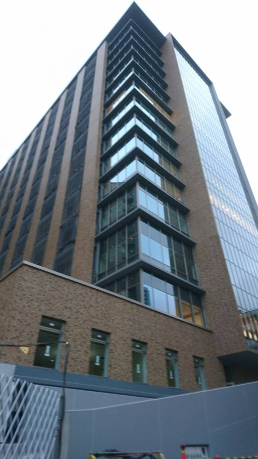 東京大学医学部付属病院病棟　（Ⅱ期）新宮電気設備工事 施工写真2