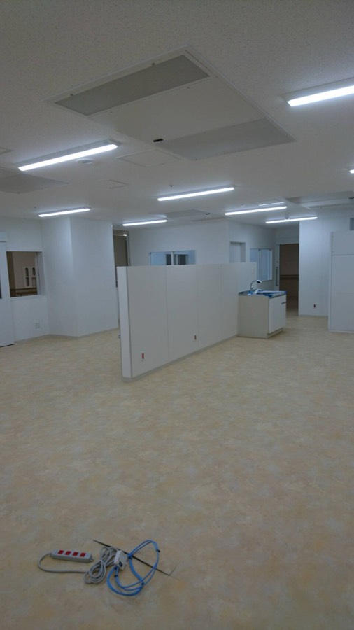 東京大学医学部付属病院病棟　（Ⅱ期）新宮電気設備工事 施工写真4