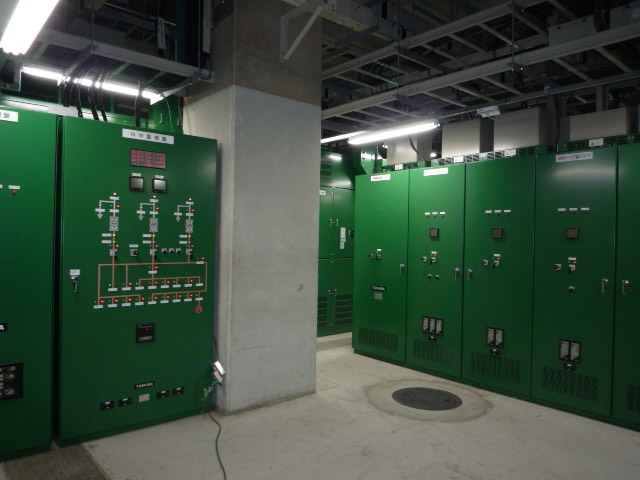 新宿サンエー受変電設備更新改修工事 施工写真2