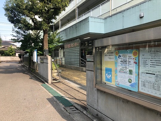 竹ノ塚六月住区センター照明器具設備改修工事 施工写真2